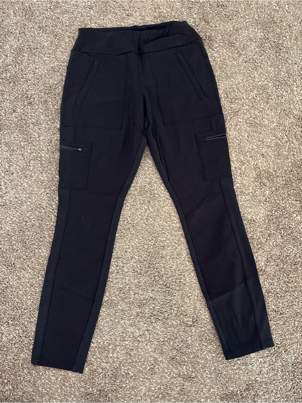 Black Headlands hybrid Athleta leggings